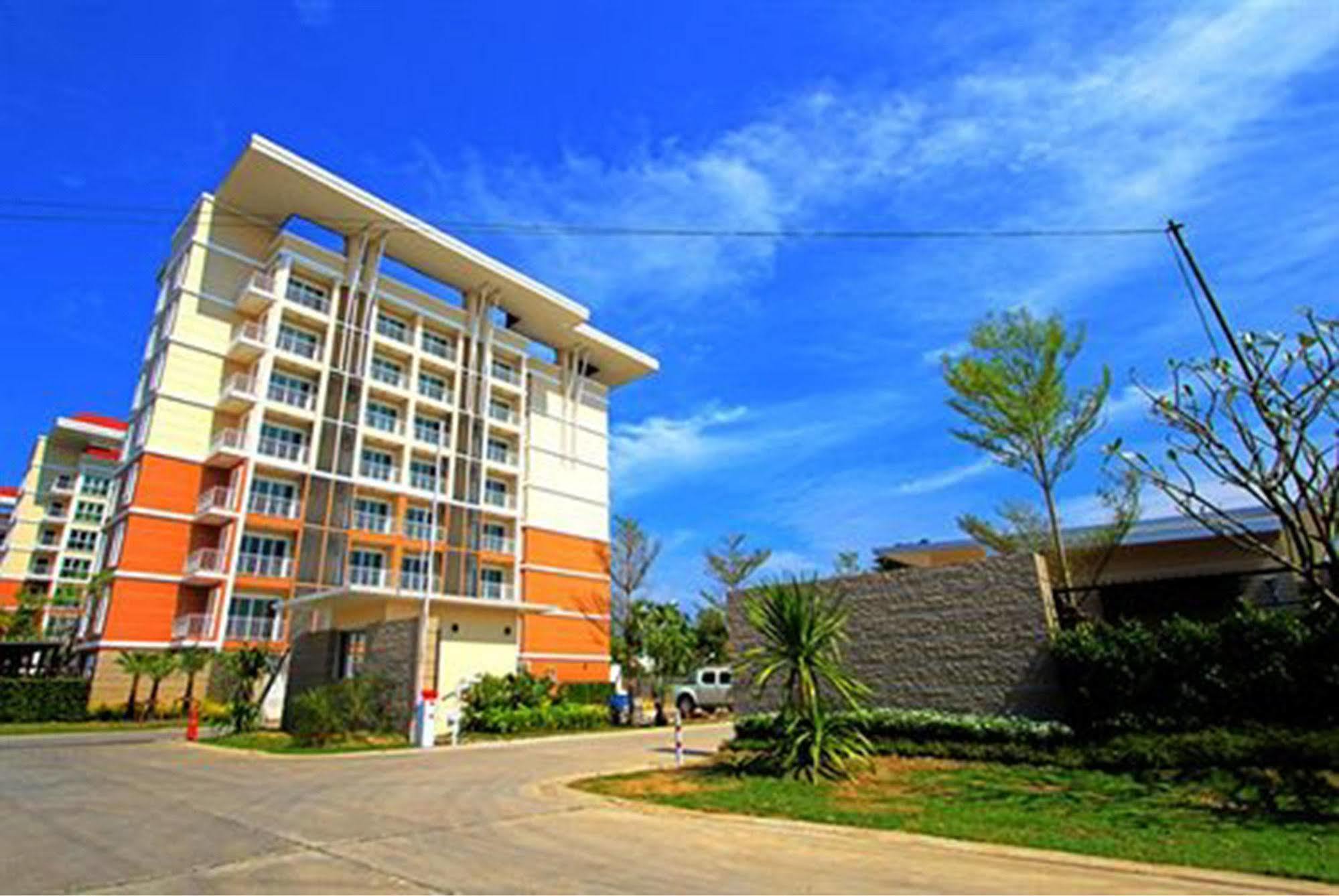 Grow Residences Bangkok Buitenkant foto